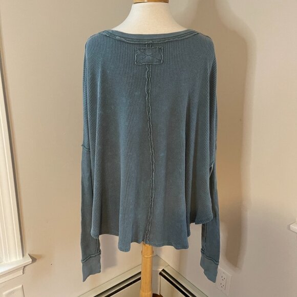 We The Free x Free People Microphone Drop Thermal Top Size XS Silver Pine - Picture 2 of 6